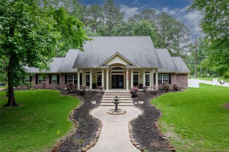 289 Broadmoor Drive