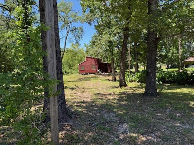 Image 4: River is just at the back of the property