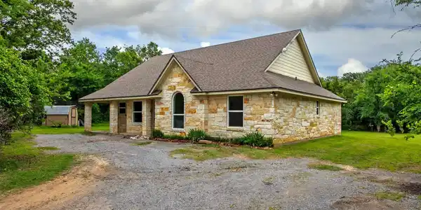 19252 County Road 377