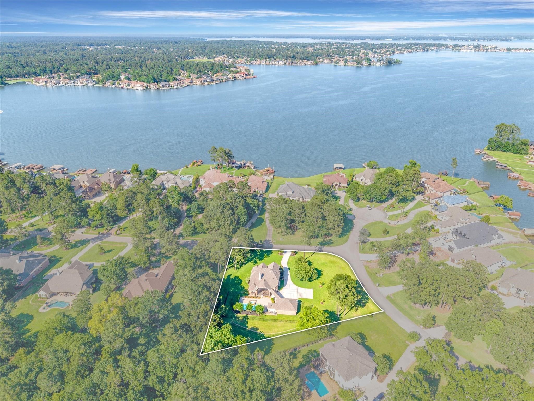 Image 4: Take in this stunning aerial view of the community