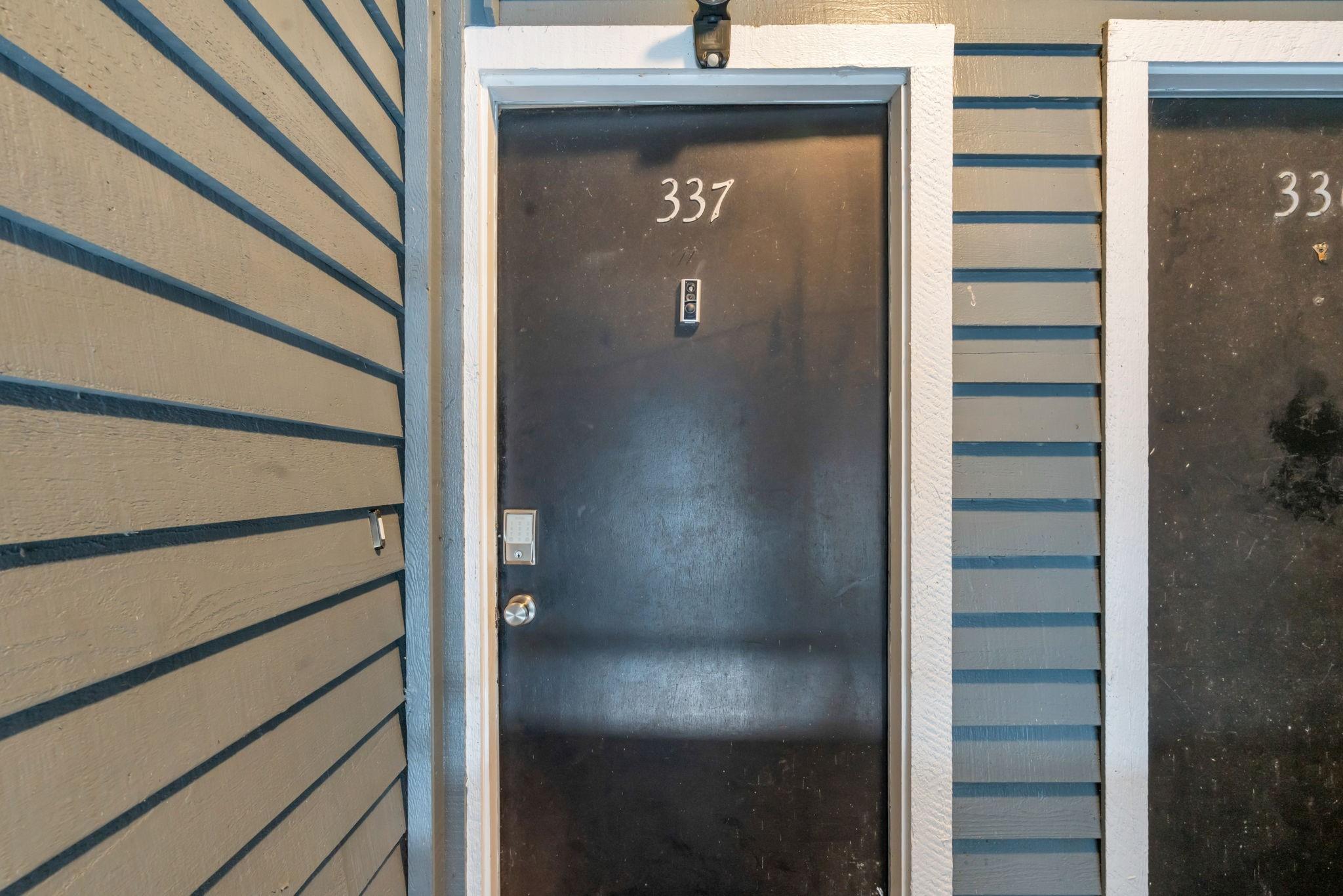 Image 2: Your Front Door! 12500 Mellville Dr. #337D, Montgo