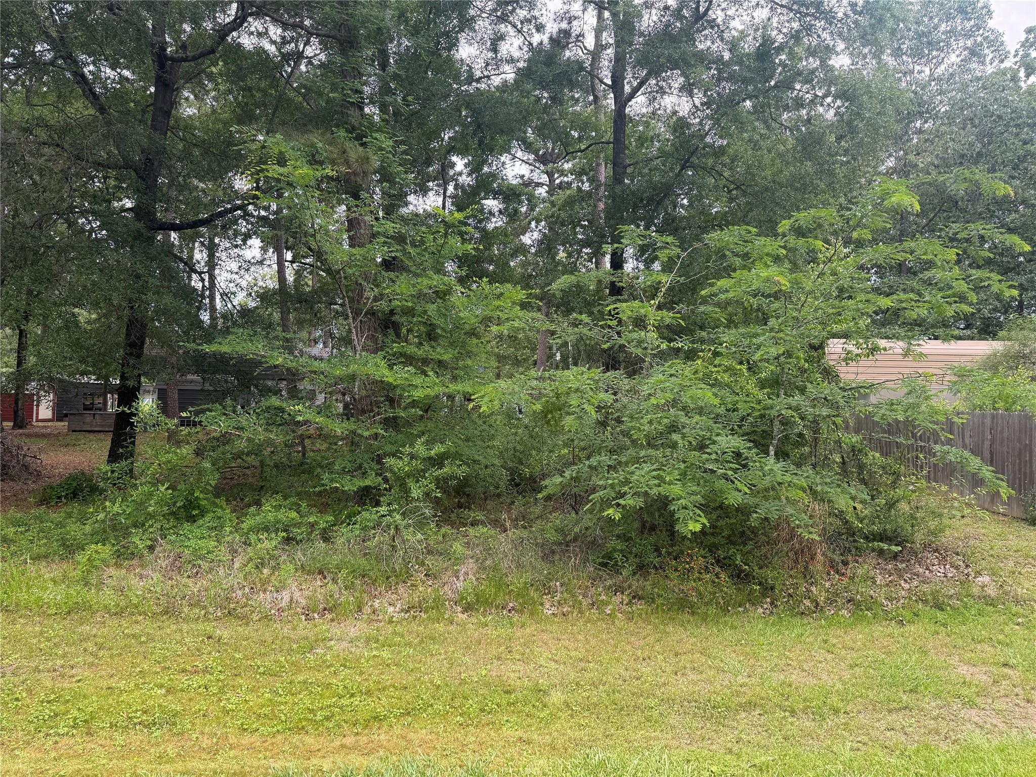 Image 1: Interior Lot Ready for you to build your dream hom