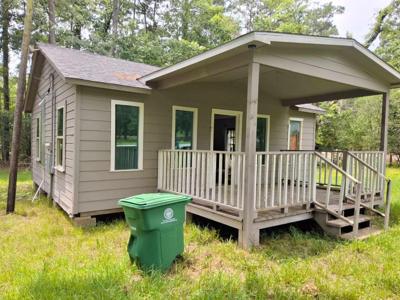 933 Shore Shadow Drive