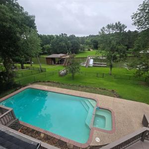 560 Lake Grove Drive
