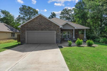 22422 Woodlake Road