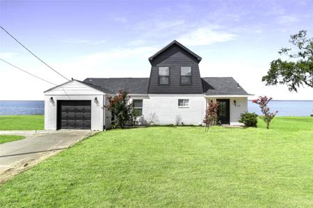810 W Cattle Dr