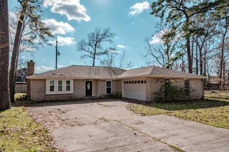 3631 Lake Breeze Lane