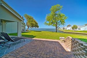 100 Edgewater Drive