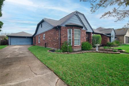 723 Whitecap Drive