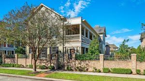 6 E Bay Boulevard