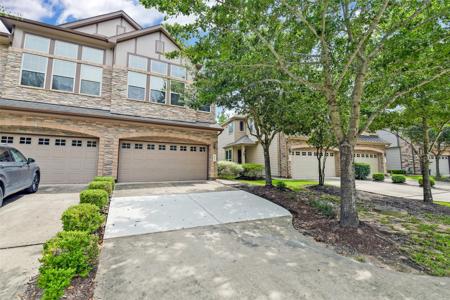 55 Aventura Place