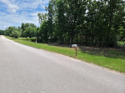 00 Lakeside Drive
