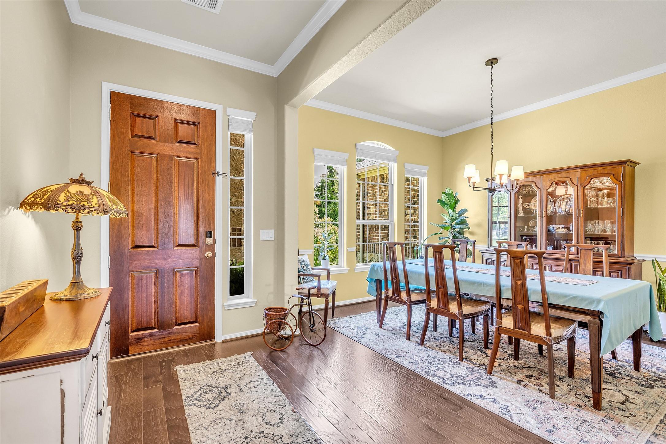 Image 3: Come inside and view all this property has to offe