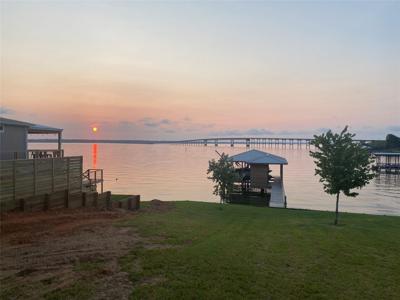 614 Lagoon Drive