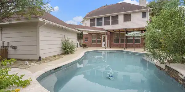 Image 2: Jump on in! The water is perfect!