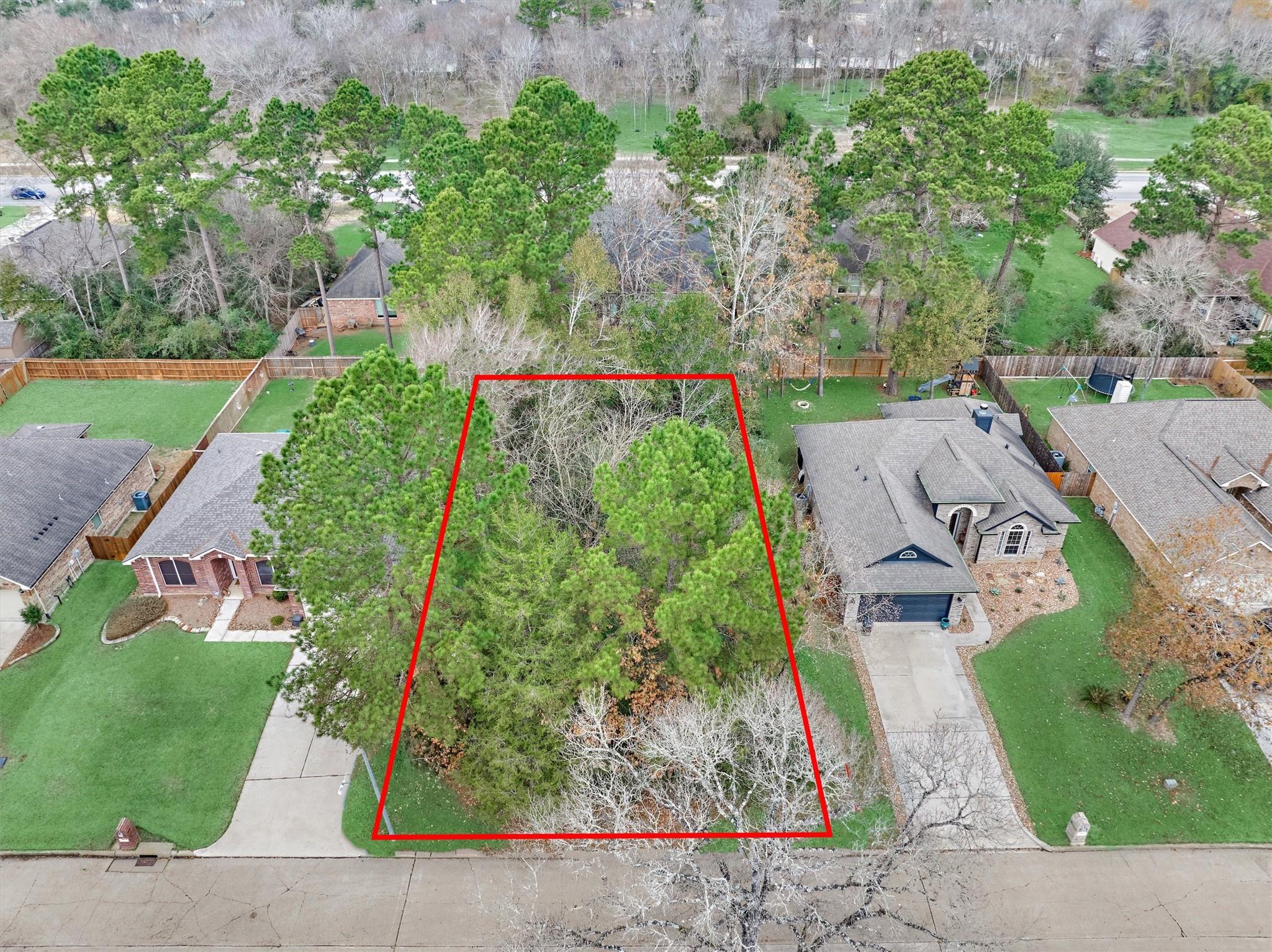 Image 2: Red outline shows the approximate lot.