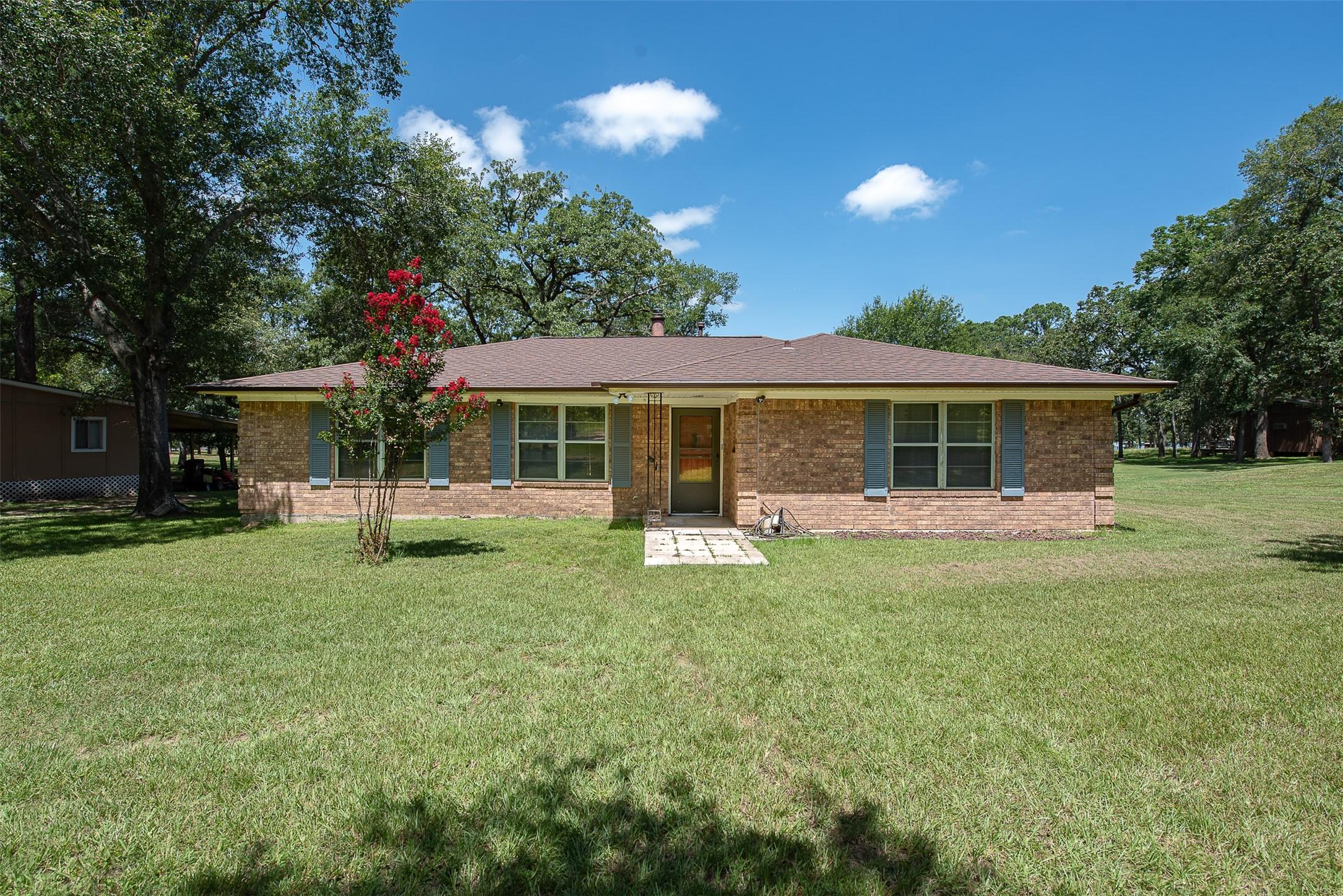 Image 3: Front of the home.