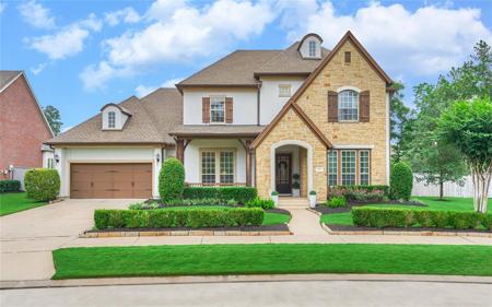 127 N Thatcher Bend Circle