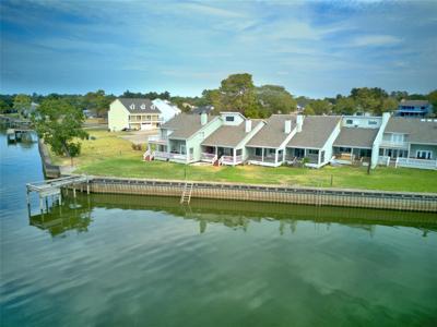 325 Carolcrest Lane