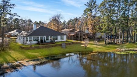 105 Greenway Drive