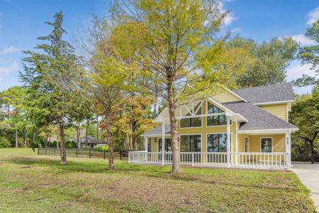 645 Bridgeview Drive