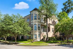51 Colonial Row DR