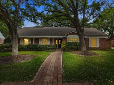 606 Forest Lake Drive