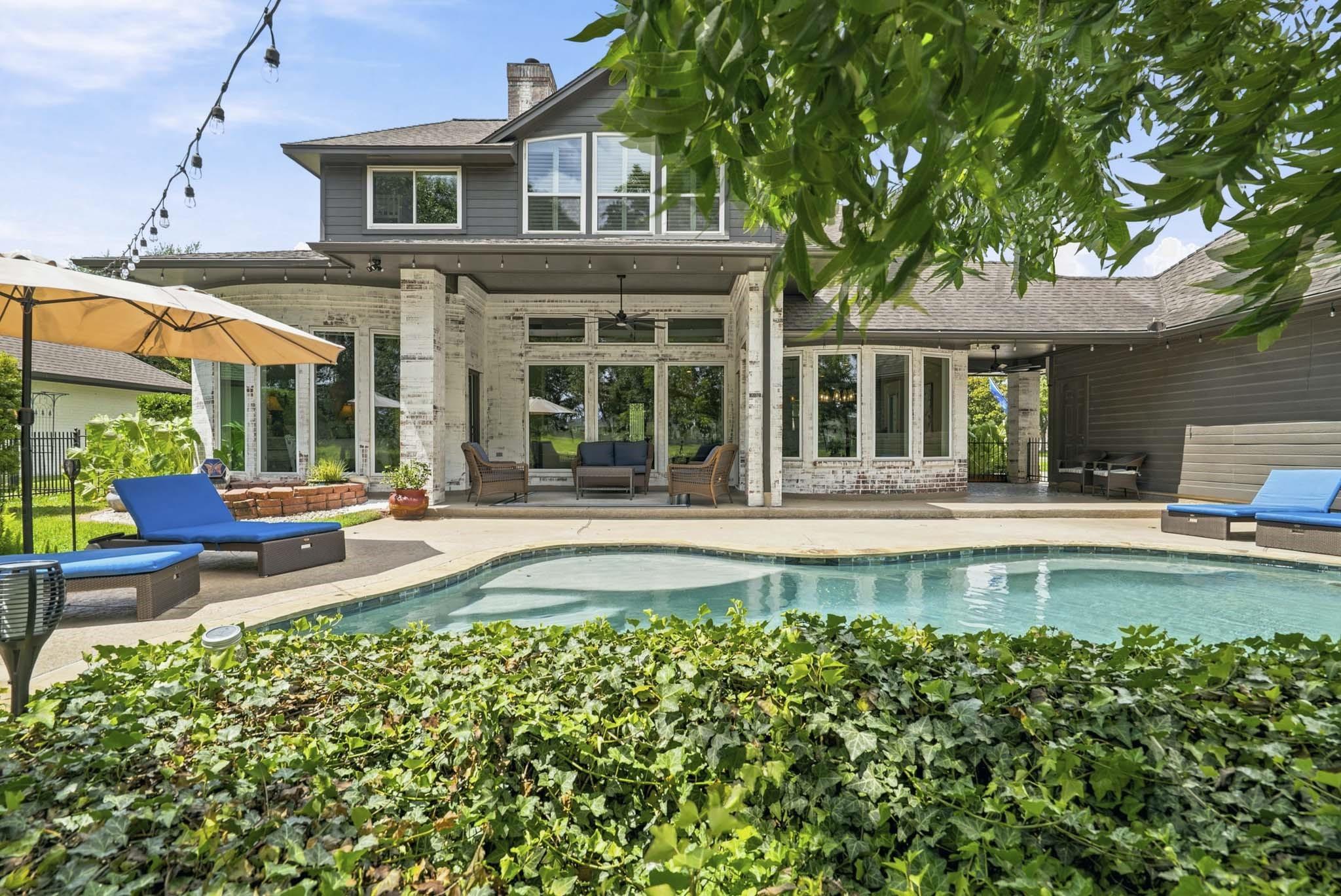 Image 3: Let&rsquo;s take a sneak peek of the Backyard oasis that