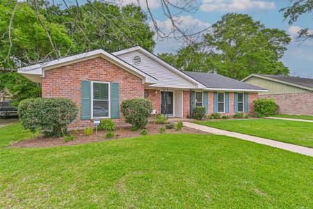 18210 Point Lookout Drive