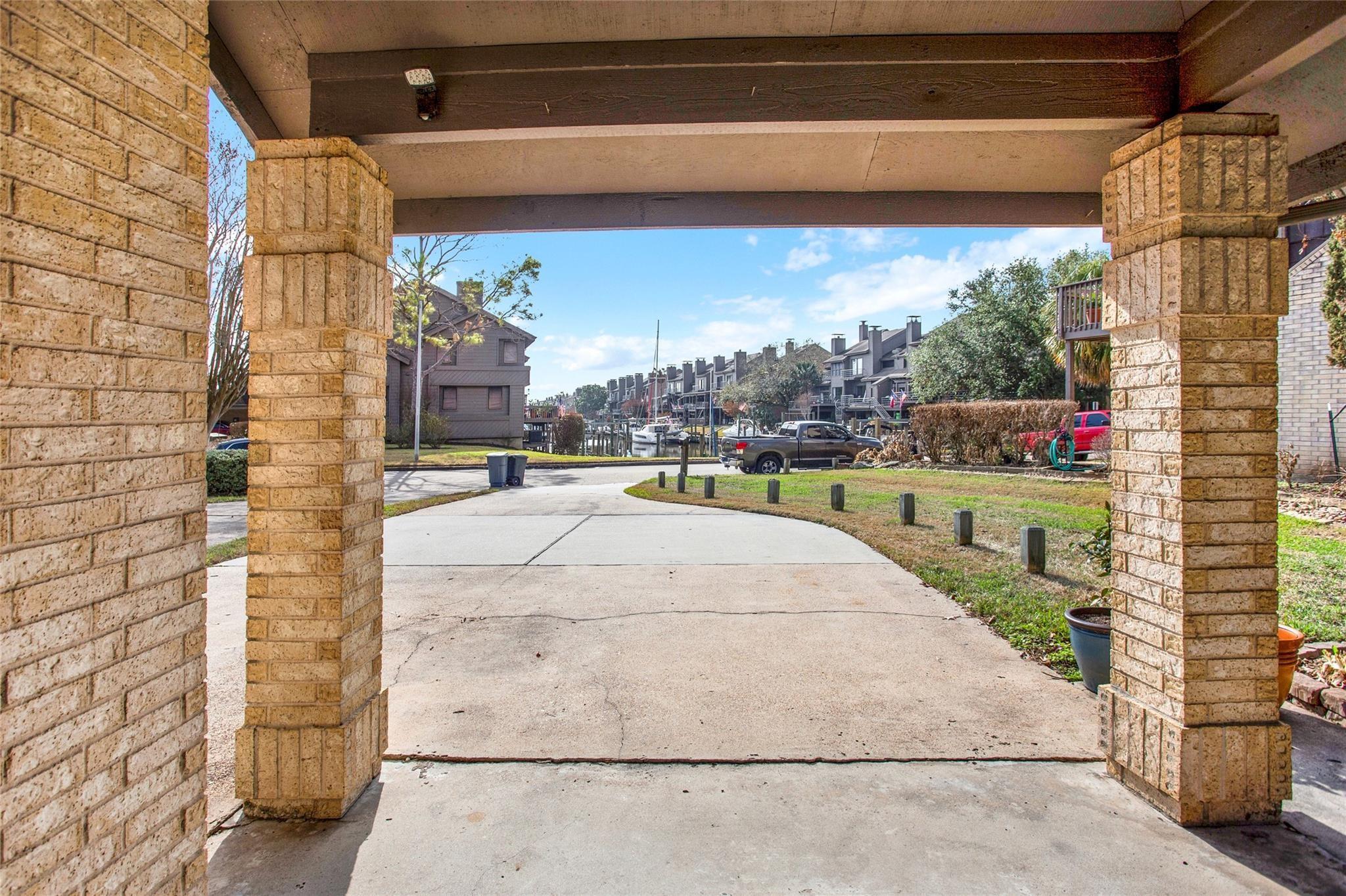 Image 4: carport looking out