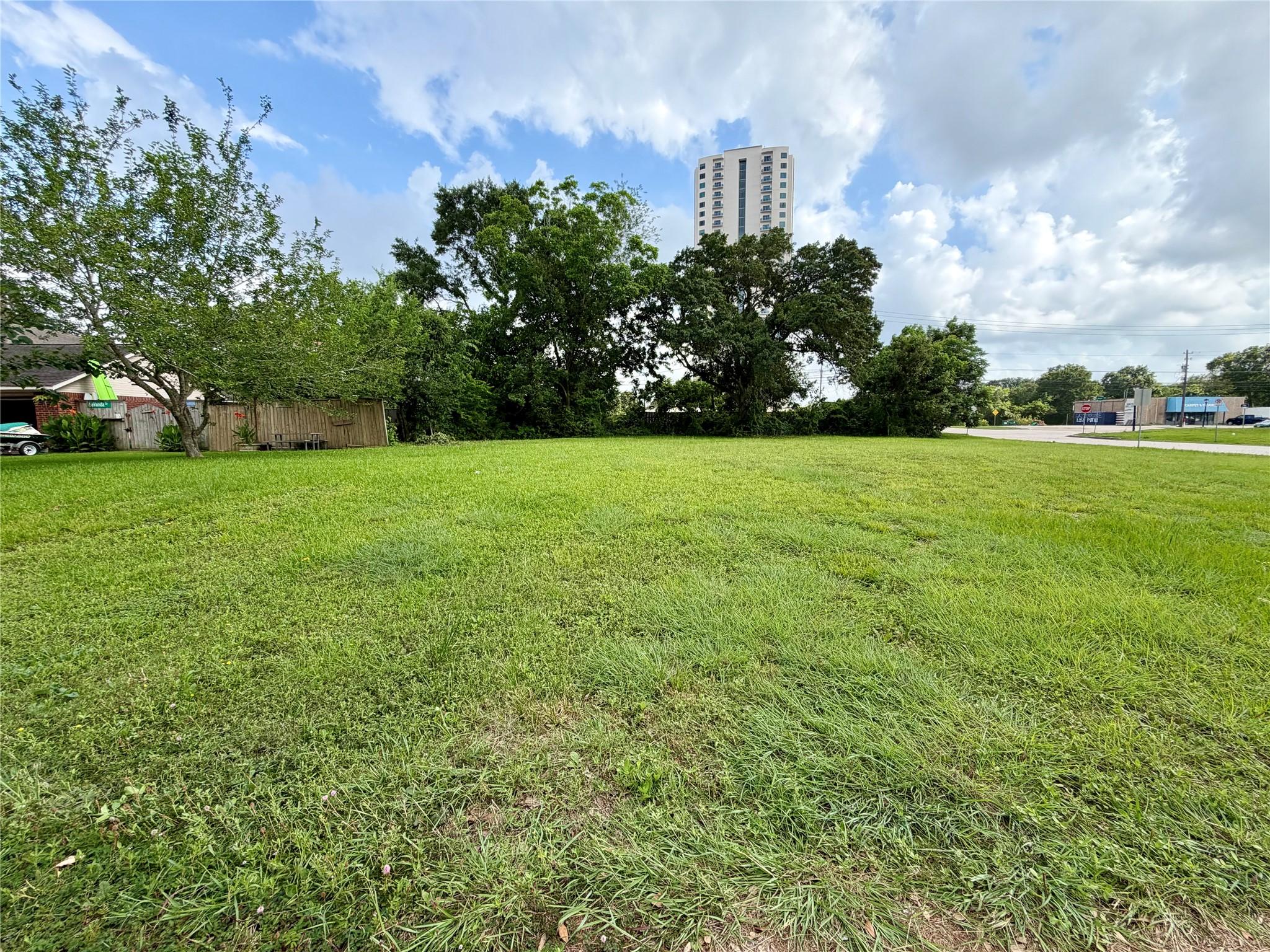 Image 1: Corner lot of of Nasa Parkway in El Cary Estates