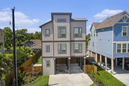 1501 Ashley Court