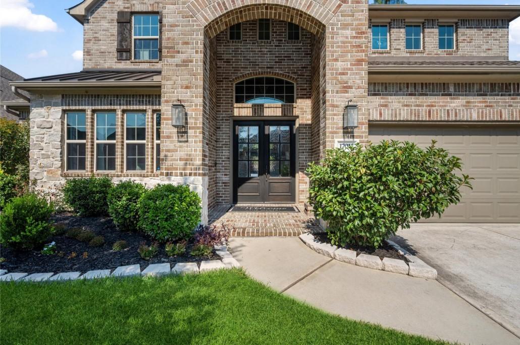 Image 3: This stunning 3,625 sq ft home features 4 spacious