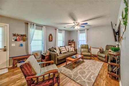 735 Bridgeview Drive