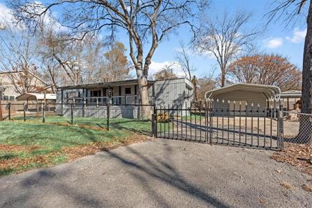 225 Rain Forest Road