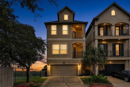 18721 Egret Oaks Lane