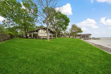 561 Mallard Point