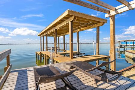 474 Weavers Cove