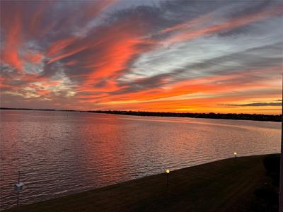 351 Lakeside Lane
