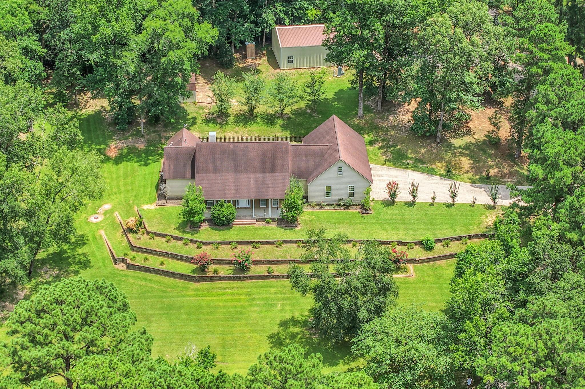 Image 1: Welcome home to 1.77 acres of peaceful country liv