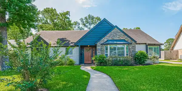 322 Bayou View Drive