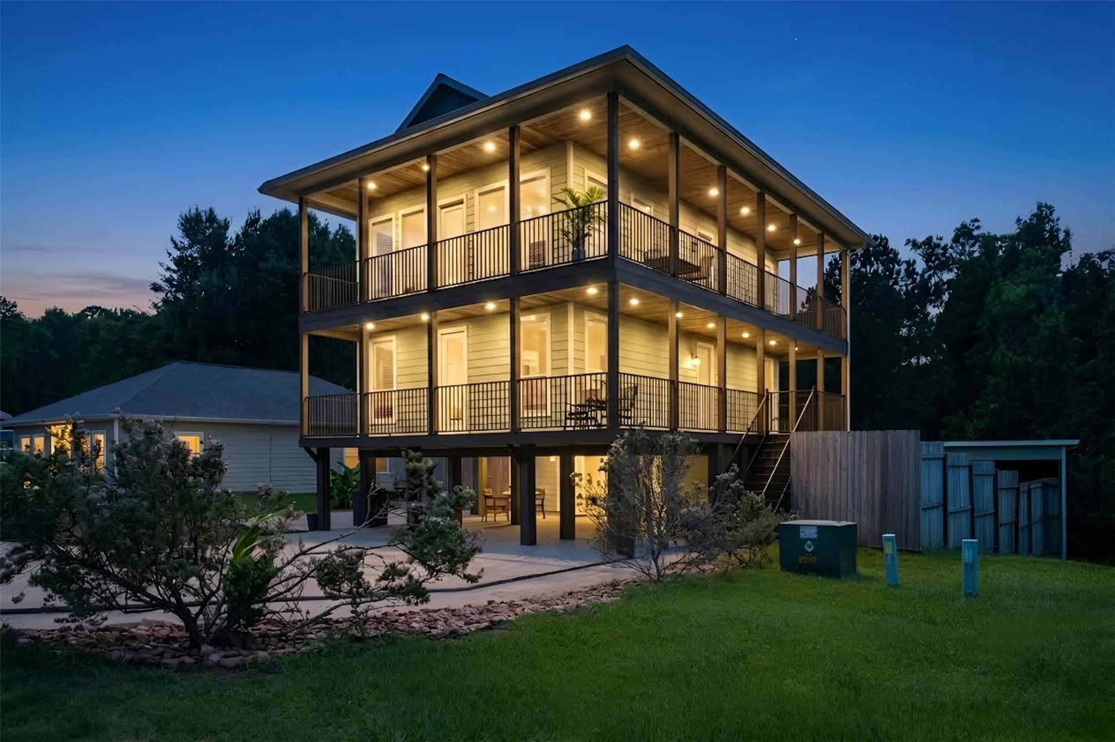 Image 3: Night View of this well thoughtout Water View Home