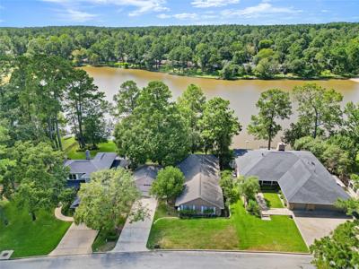 1925 E Lake Drive