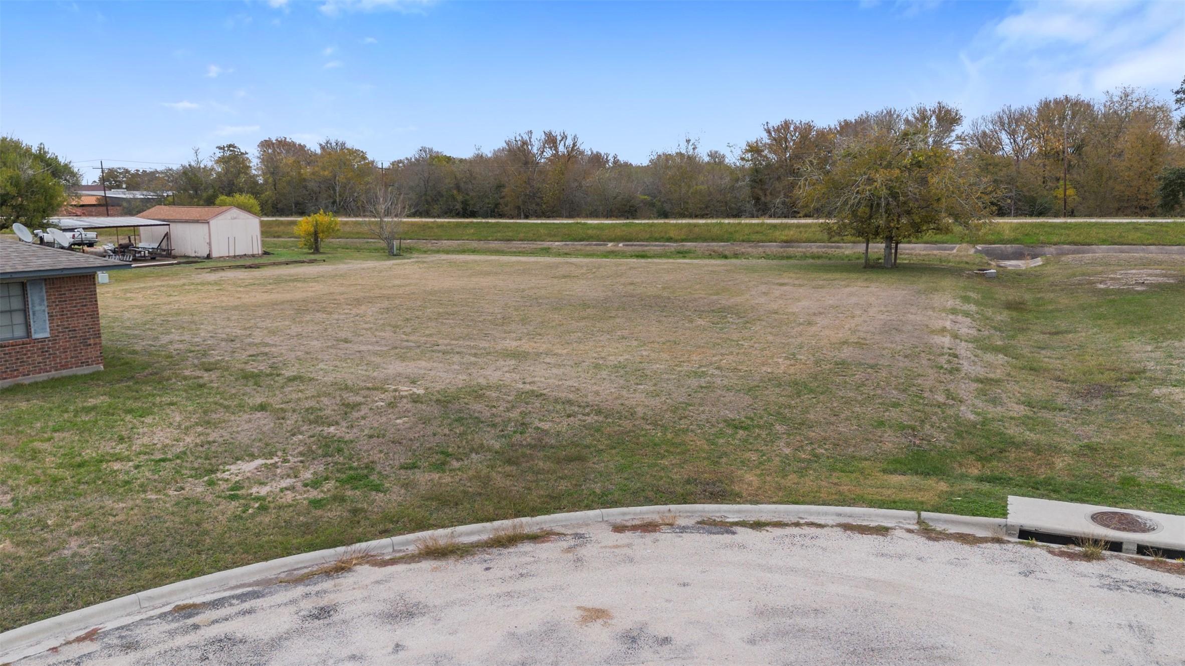 Image 1: Welcome to this cleared land in Somerville!