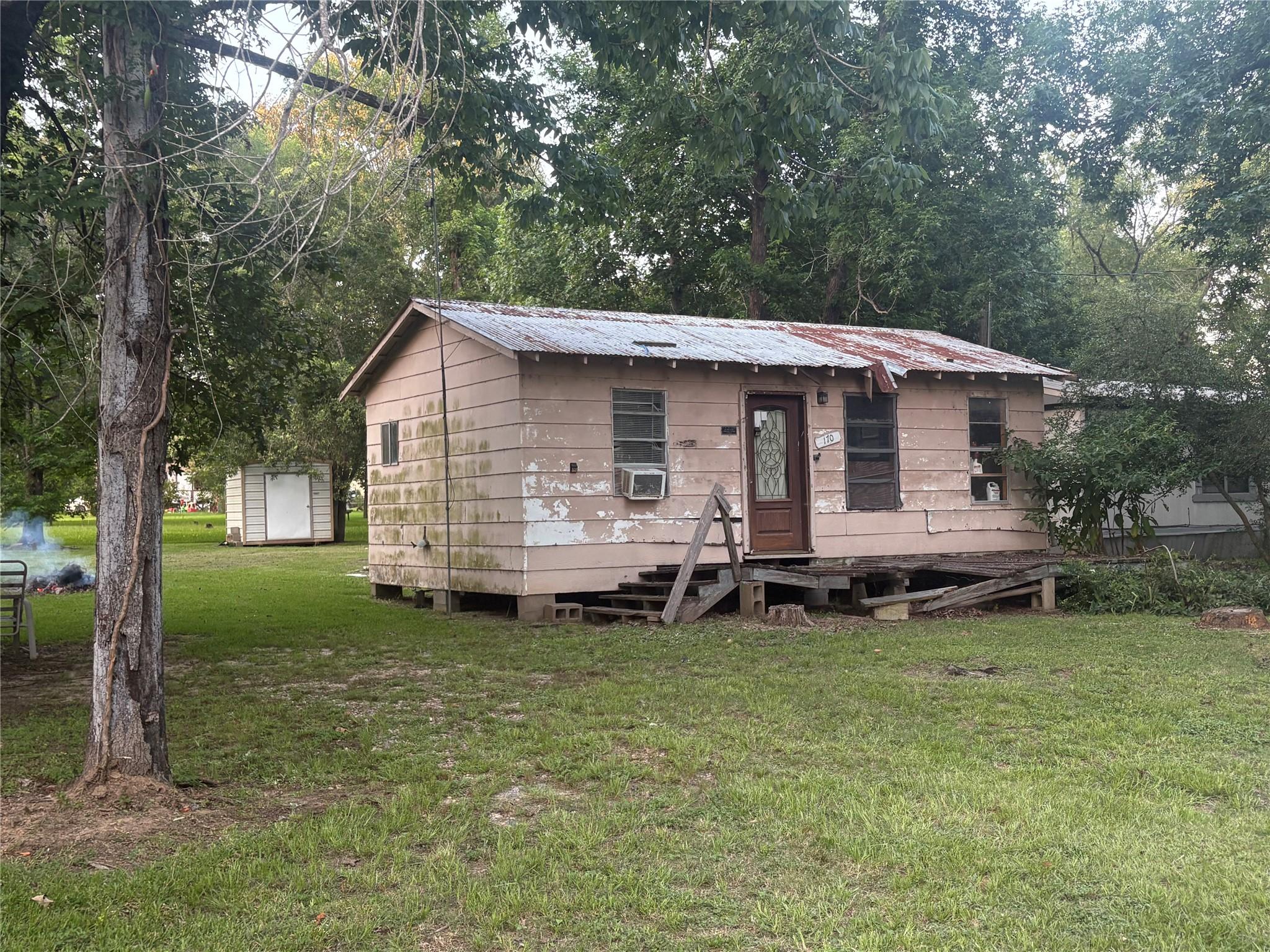 Image 2: One Bedroom and bath. Property has has water and e