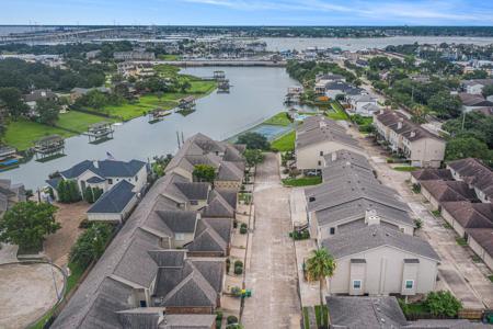 2032 Glencove Drive