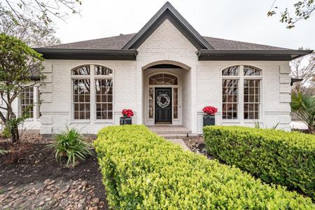 2603 Stately Oak Drive