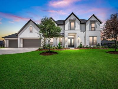 14 Woodland Creek Court