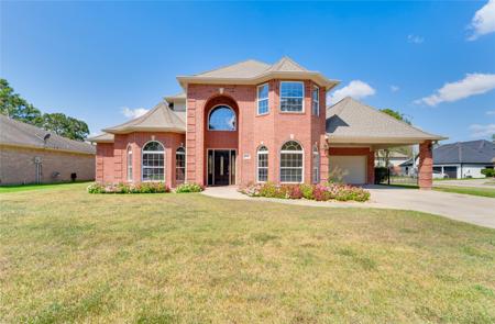 8611 Malardcrest Dr