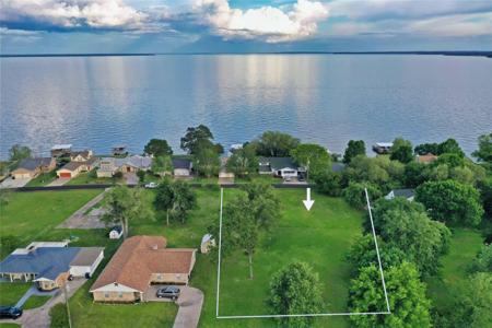 Lot 25 & 26 Lake Circle